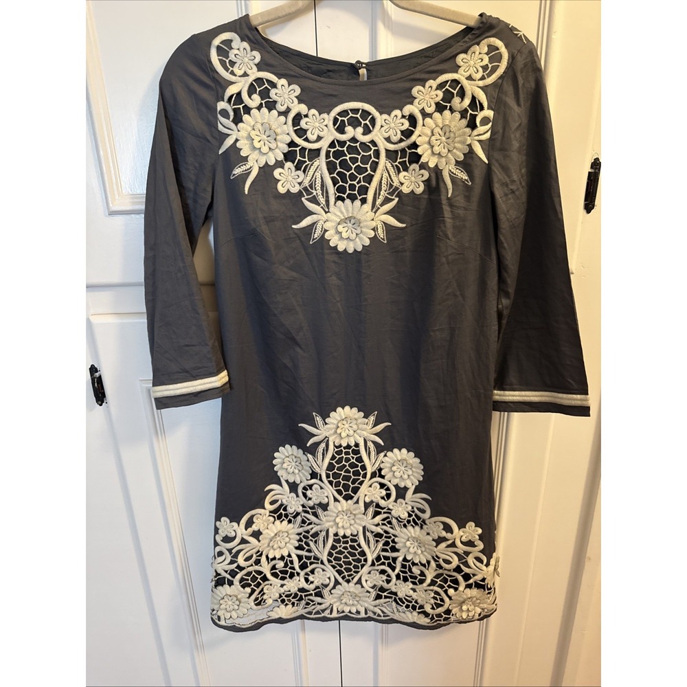 Monsoon Embroidered Floral Tunic Style Dress UK 8 US 4 Gray White Cotton